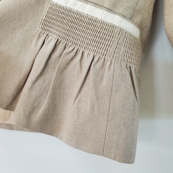 Blazer - Picture 3 of 6